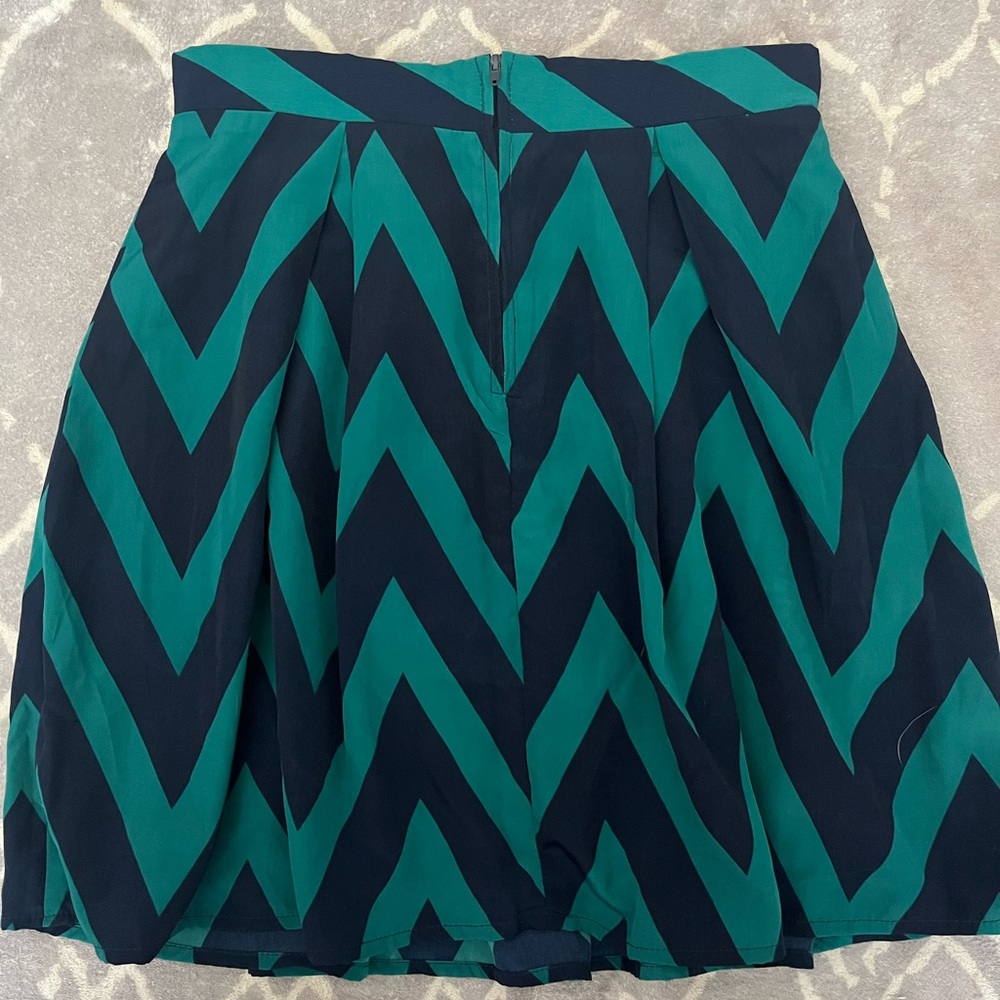 Chevron striped skirt